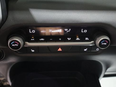 Used 2025 MAZDA CX-50 AWD 2.5 S w/ Preferred Package image 28