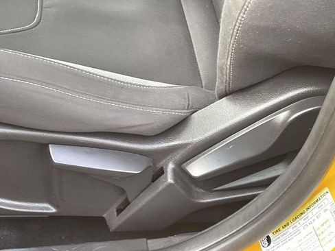 Used 2015 Ford Focus ST FWD image 17