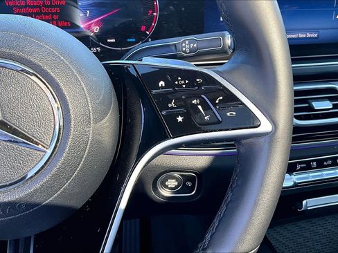 Used 2024 Mercedes-Benz GLE 450 4MATIC w/ AMG Line Exterior image 24