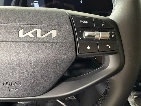 New 2026 Kia Sportage EX FWD image 25