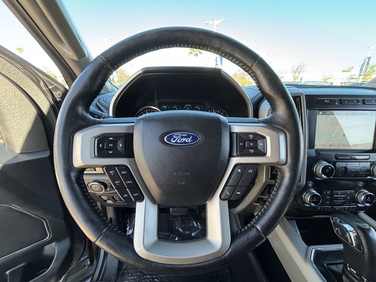 Used 2019 Ford F150 Lariat w/ Equipment Group 502A Luxury AWD/4WD image 24