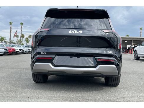 Used 2026 Kia EV9 Land AWD/4WD image 49