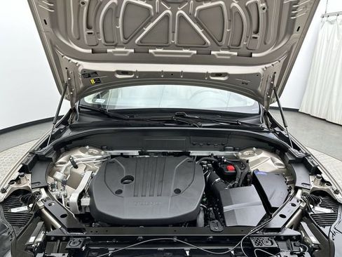 Certified 2023 Volvo XC60 B5 Core w/ Climate Package image 26