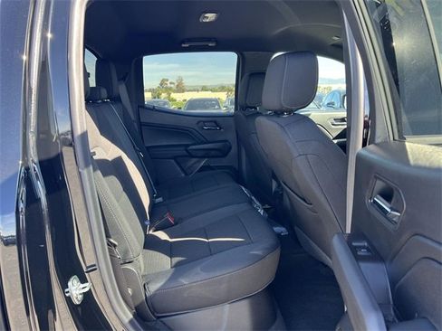 New 2026 GMC Canyon Elevation w/ LPO, Black Badging Package image 30