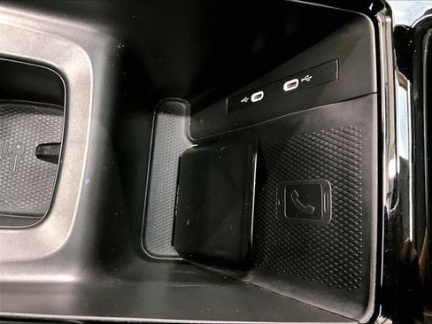 Used 2023 Volkswagen ID.4 Pro S image 38