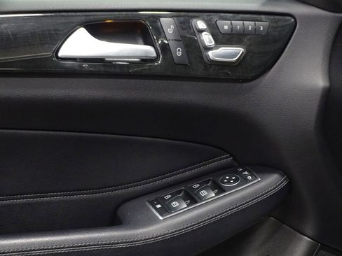 Used 2019 Mercedes-Benz GLS 450 4MATIC image 14