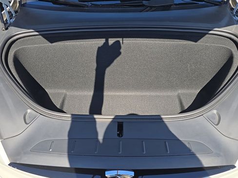 Used 2025 Tesla Model X AWD/4WD image 7