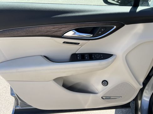 Certified 2023 Buick Envision Avenir FWD image 12