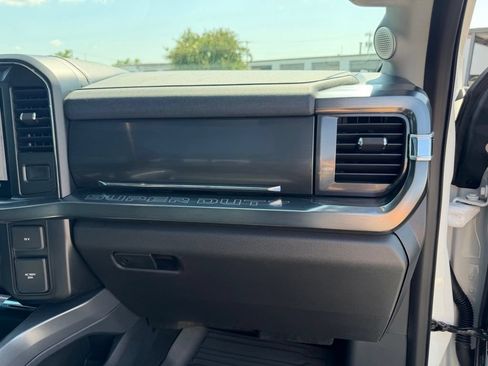 Used 2024 Ford F250 Lariat w/ Lariat Ultimate Package AWD/4WD image 37