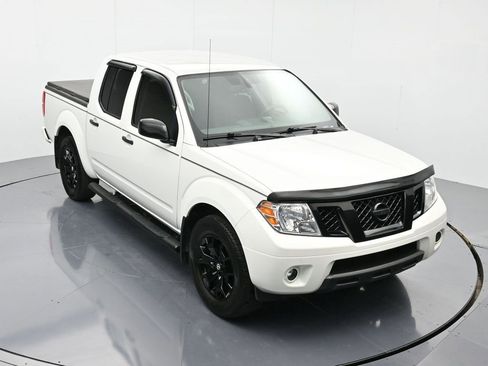 Used 2021 Nissan Frontier SV w/ Midnight Edition Floor Mats image 35
