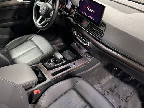 Used 2023 Audi Q5 2.0T Premium w/ Convenience Package AWD/4WD image 15