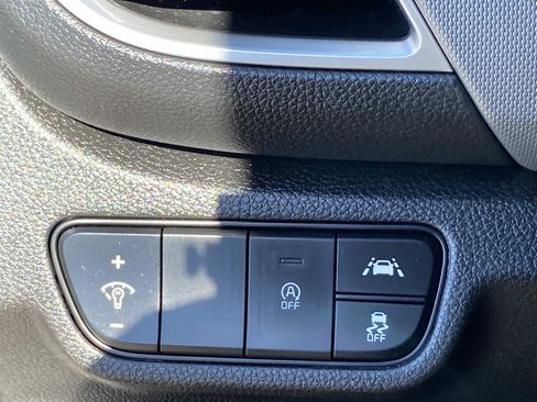 Used 2023 Kia Seltos LX AWD/4WD image 20