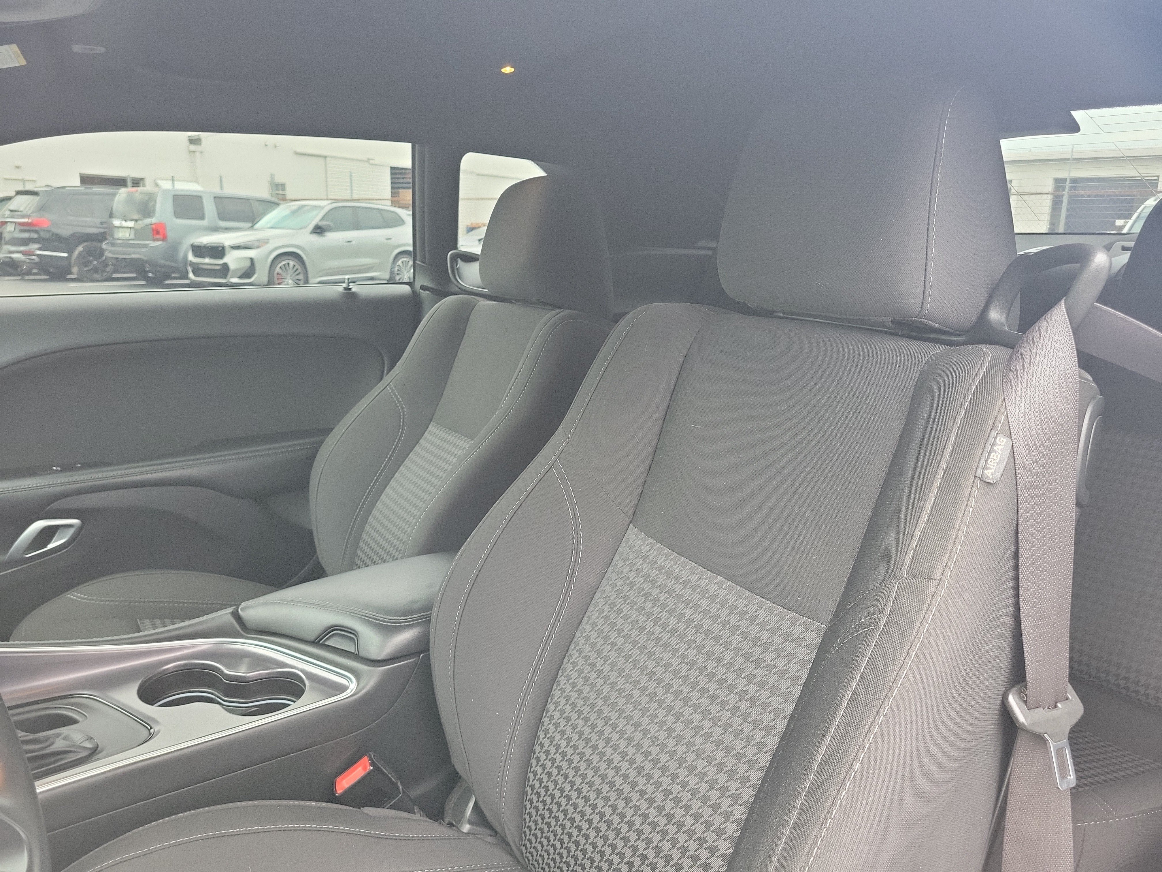 Used 2017 Dodge Challenger R/T RWD image 16