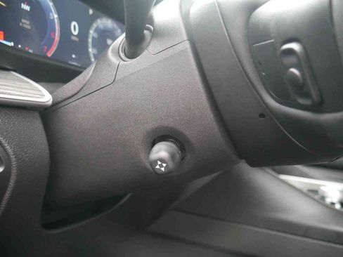 Used 2024 Jeep Wagoneer Series III image 27