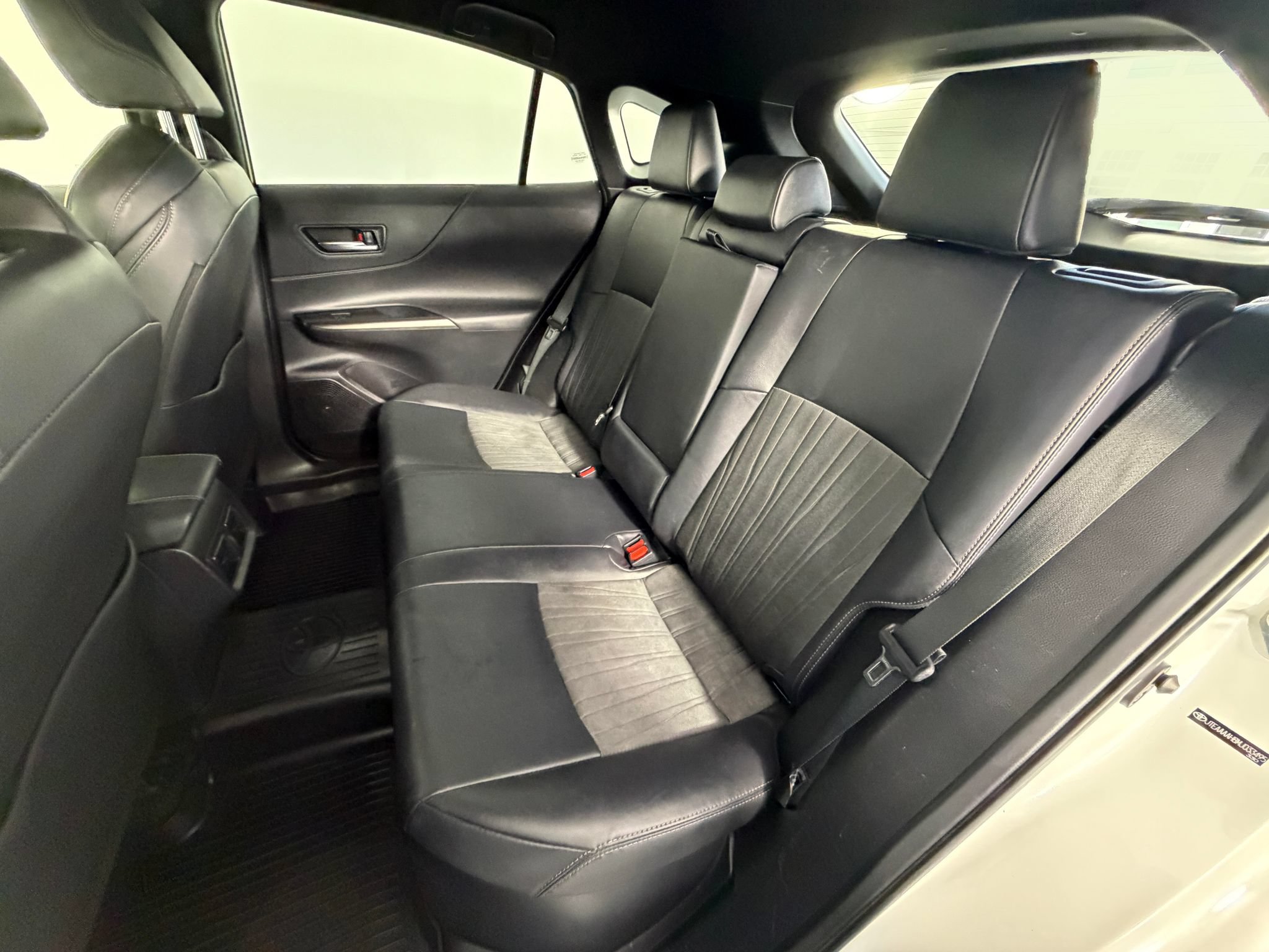 Used 2021 Toyota Venza XLE AWD/4WD image 34