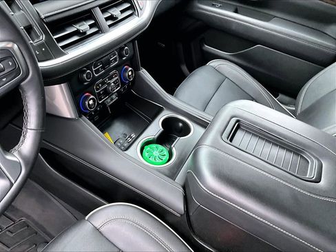 Certified 2023 Chevrolet Suburban Premier image 19