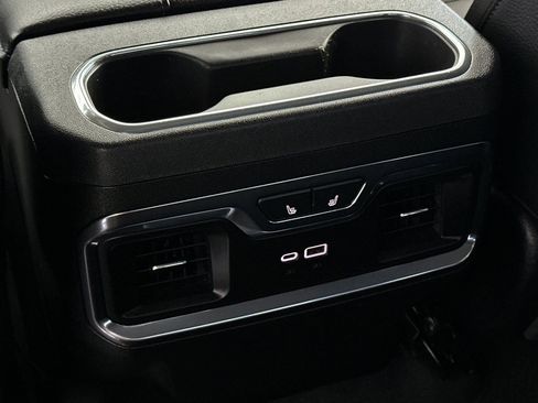 Used 2025 GMC Sierra 1500 Denali AWD/4WD image 15