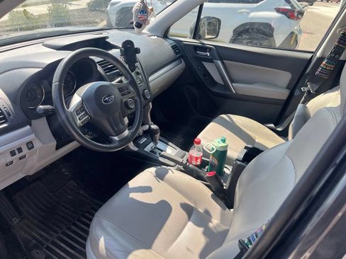 Used 2015 Subaru Forester 2.5i Limited AWD/4WD image 8