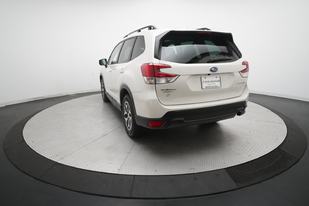 Used 2023 Subaru Forester Premium AWD/4WD image 35