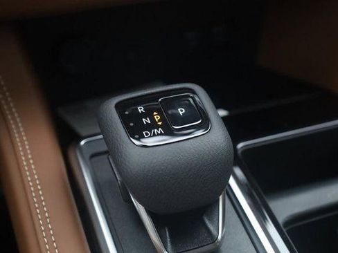 New 2026 Nissan Pathfinder Platinum AWD/4WD image 20