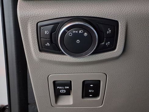 Used 2018 Ford F150 XLT w/ Equipment Group 302A Luxury image 18