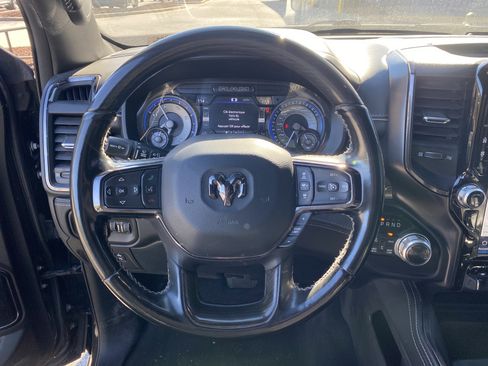Used 2022 RAM 1500 Limited AWD/4WD image 9