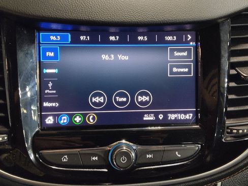 Used 2021 Chevrolet Trax LT AWD/4WD image 25