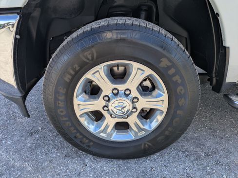 Used 2026 RAM 2500 Big Horn AWD/4WD image 11