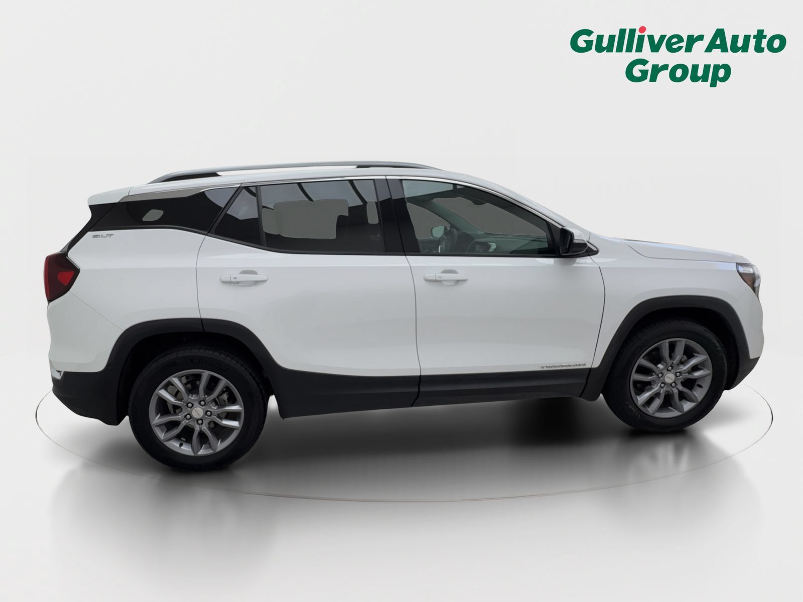 Used 2024 GMC Terrain SLT FWD image 10