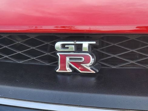 Used 2012 Nissan GT-R Premium AWD/4WD image 38