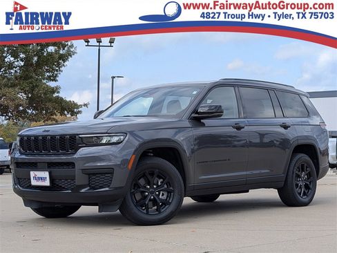 Used 2024 Jeep Grand Cherokee L Altitude image 1