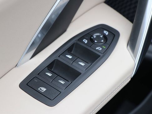 Certified 2025 BMW X1 xDrive28i w/ Technology Package image 27