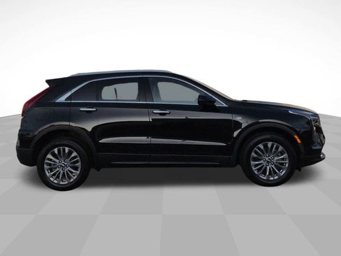 New 2025 Cadillac XT4 Premium Luxury image 4