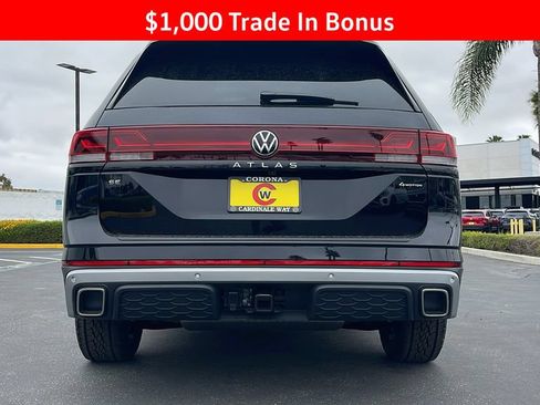 New 2025 Volkswagen Atlas Peak Edition SE AWD/4WD image 10