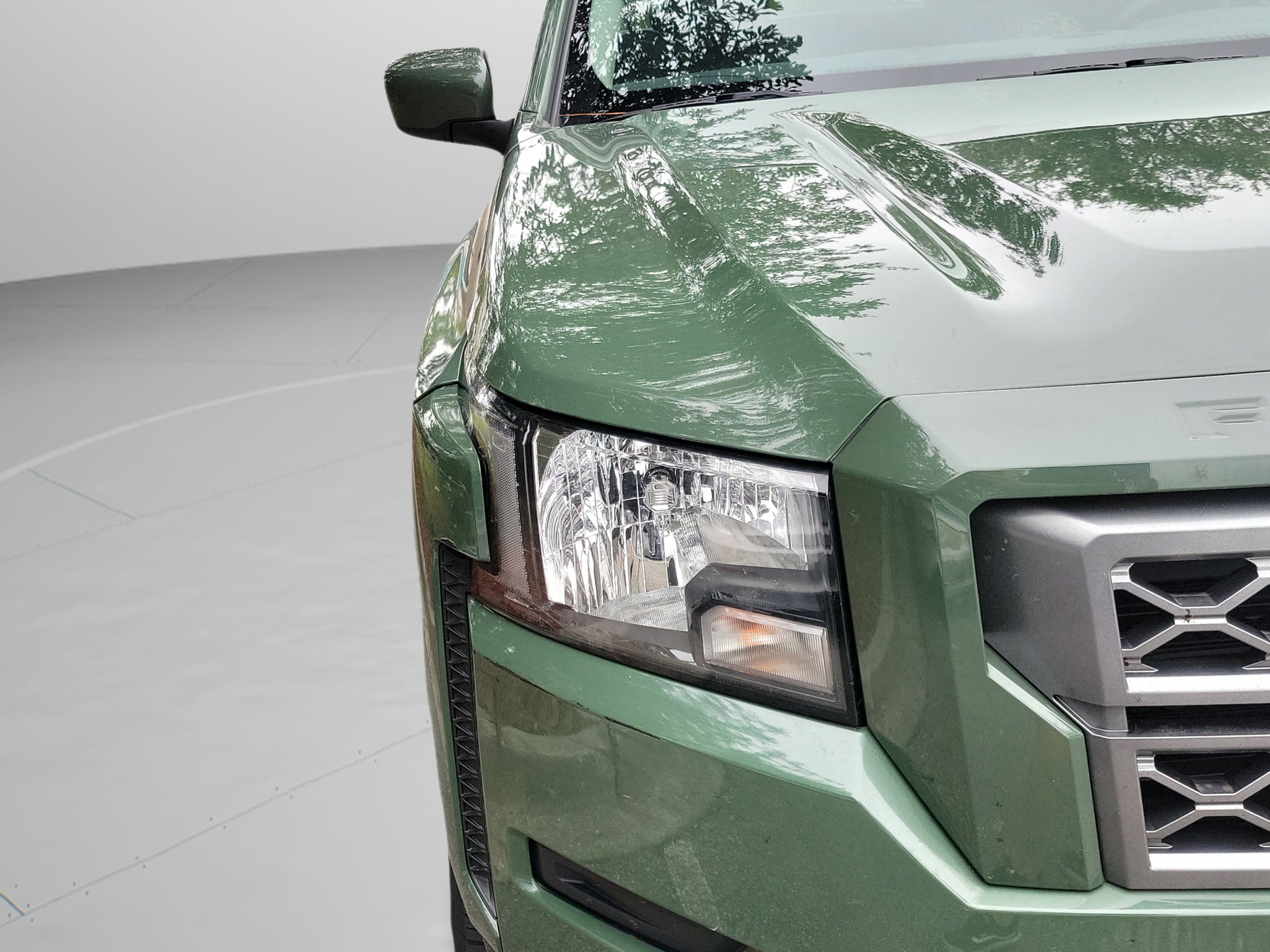 Used 2024 Nissan Frontier SV w/ Technology Package RWD image 13