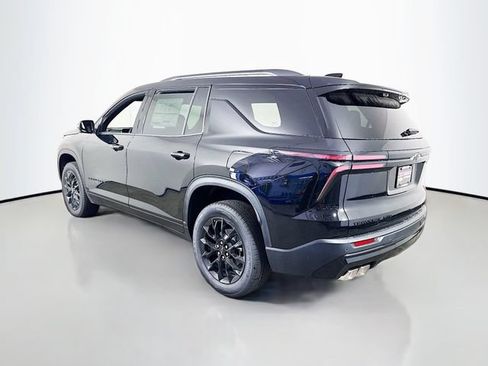 New 2026 Chevrolet Traverse LT w/ Midnight/Sport Edition AWD/4WD image 8