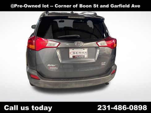 Used 2014 Toyota RAV4 XLE AWD/4WD image 4