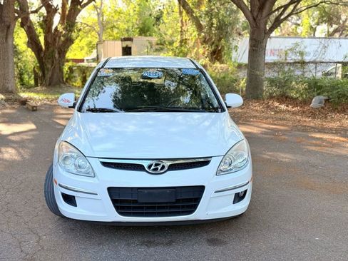 Used 2012 Hyundai Elantra GLS image 2