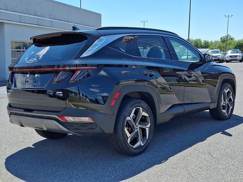 Certified 2023 Hyundai Tucson Limited AWD/4WD image 5