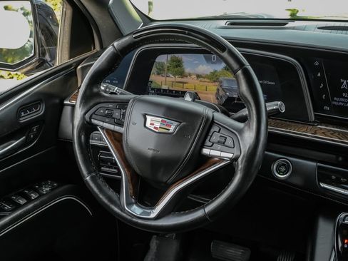 Used 2021 Cadillac Escalade ESV Premium Luxury Platinum AWD/4WD image 15