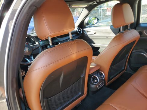 Used 2023 Alfa Romeo Giulia Ti image 11