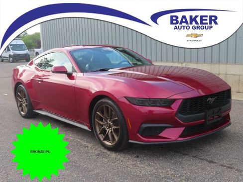 Used 2025 Ford Mustang Premium RWD image 1