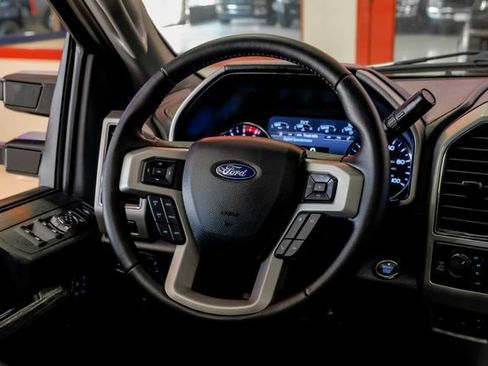 Used 2020 Ford F250 Lariat AWD/4WD image 16
