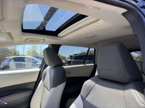 Used 2024 Toyota Corolla Cross XLE w/ Convenience Package image 13