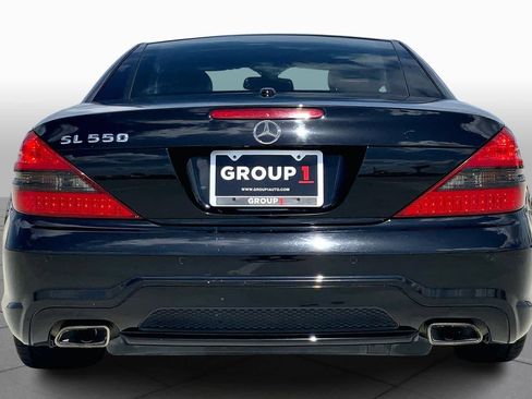 Used 2012 Mercedes-Benz SL 550 image 4