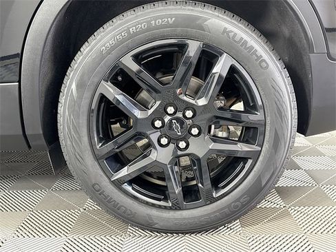 Used 2023 Chevrolet Blazer LT w/ Driver Confidence Package image 4