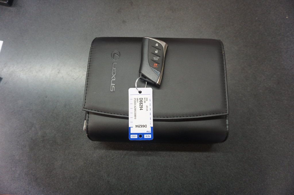 Used 2024 Lexus NX 250 FWD w/ Towing Package (2000 Lbs) image 19