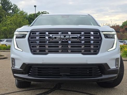 New 2026 GMC Acadia Denali Ultimate AWD/4WD image 12