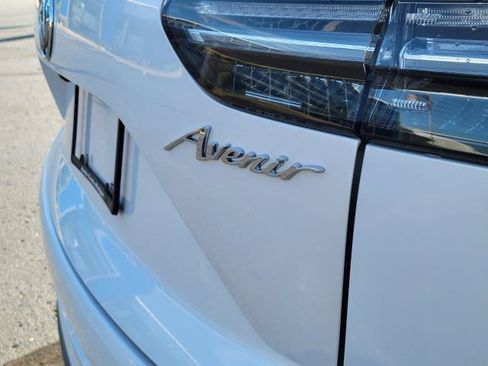 Used 2023 Buick Envision Avenir AWD/4WD image 29