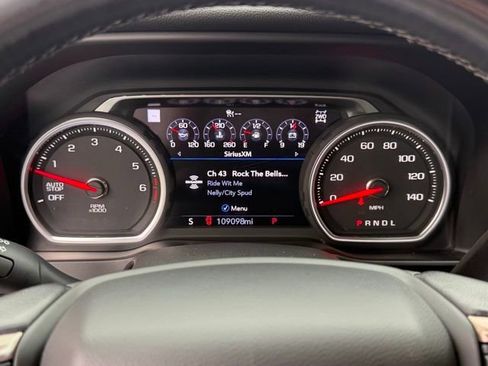 Certified 2020 Chevrolet Silverado 1500 High Country w/ Technology Package image 30